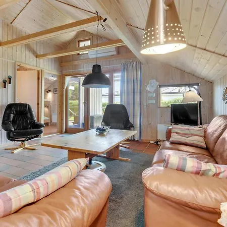 بيت للعطل Honsehuset